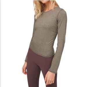 NWT Lululemon Long Sleeve Without Pause Top